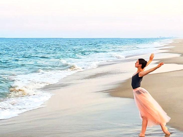 Coastal Cultural Dance Experience